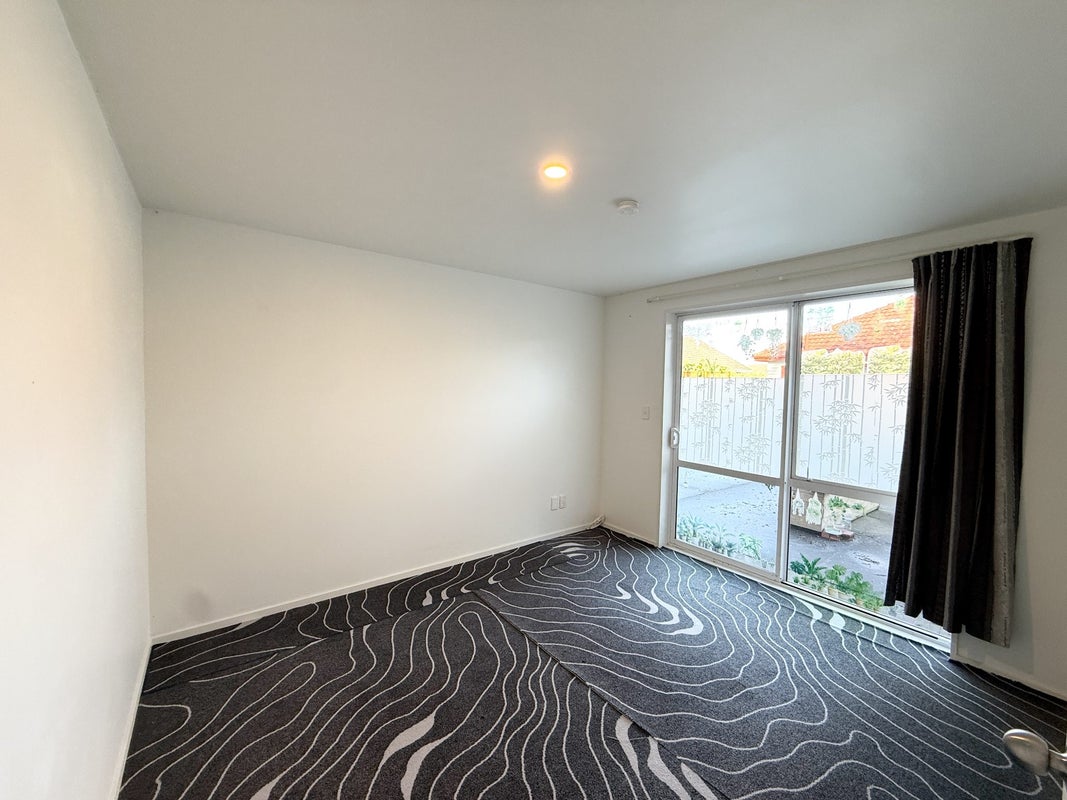 21 Owens Terrace, Upper Riccarton, Christchurch - Carousel 2