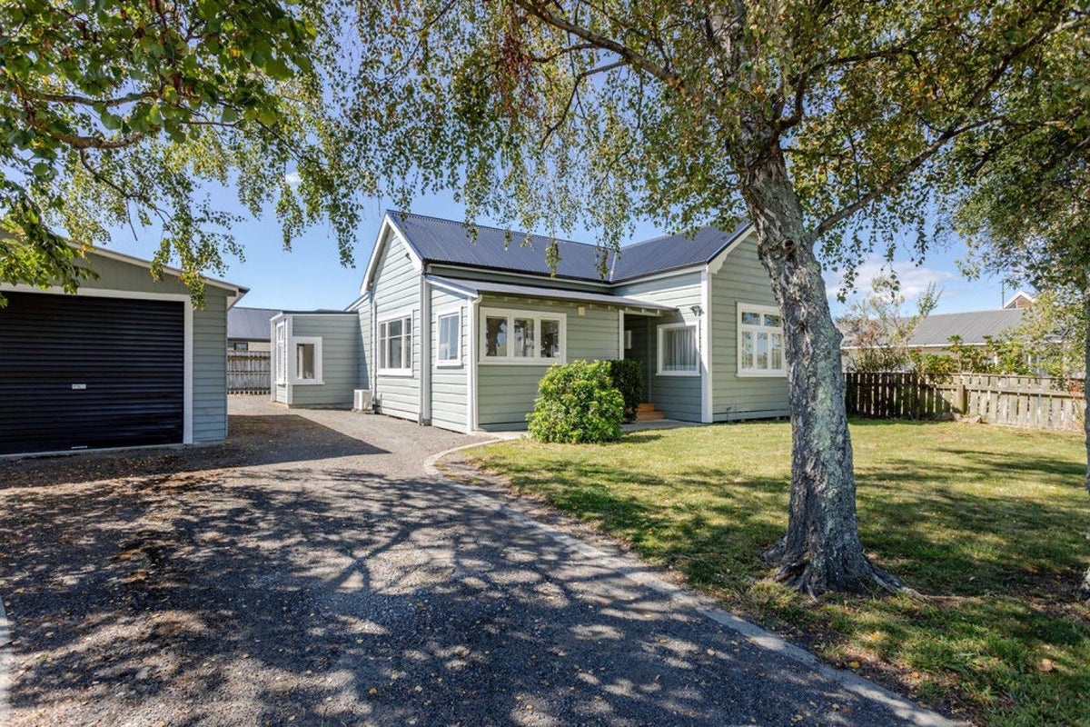 53 Gordon Street, Dannevirke, Dannevirke - Carousel 1