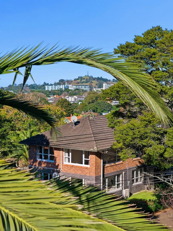 2/44 Owens Road, Epsom, Auckland - Carousel 13