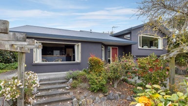 5 Awanui Street, Hilltop, Taupo - Carousel 1