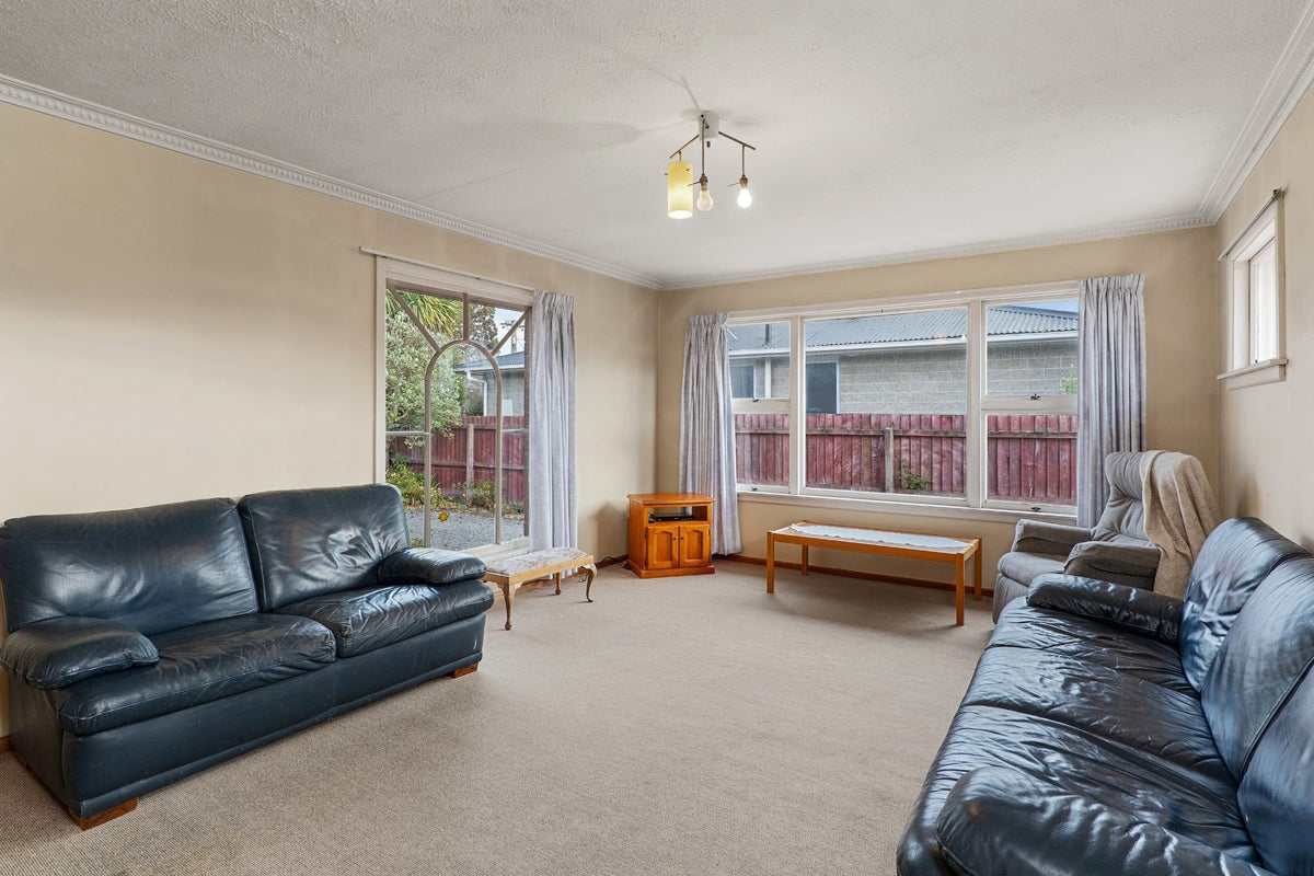 21 Sturrocks Road, Redwood, Christchurch - Carousel 2