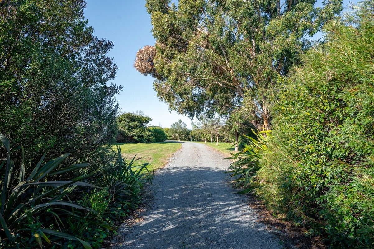 3236 State Highway 2, Clareville, Carterton - Carousel 23