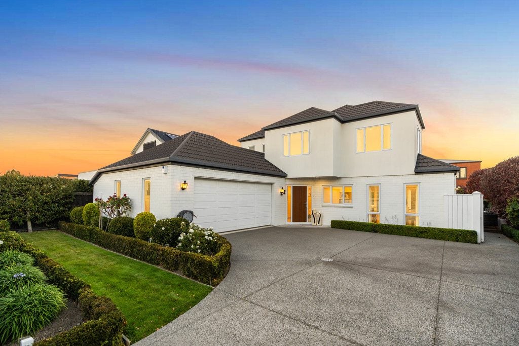 89 Bryndwr Road, Bryndwr, Christchurch - Carousel 1