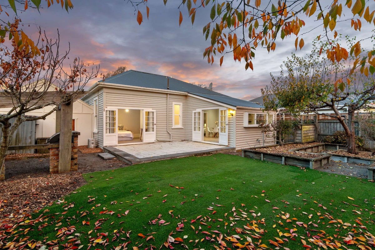 1/75 Flockton Street, Mairehau, Christchurch - Carousel 2