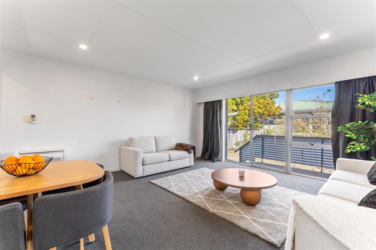 5A Middlebank Drive, Richmond, Richmond - Carousel 2