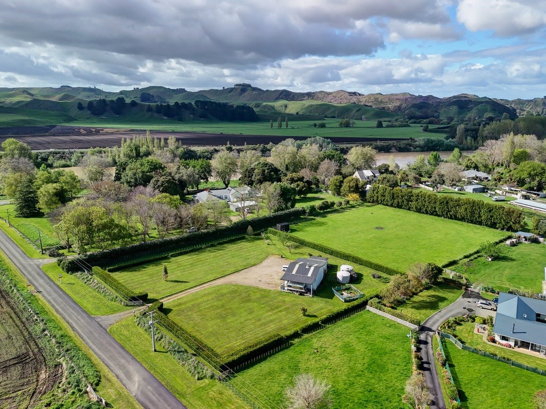 17 Waireka Road, Papaiti, Whanganui - Carousel 2