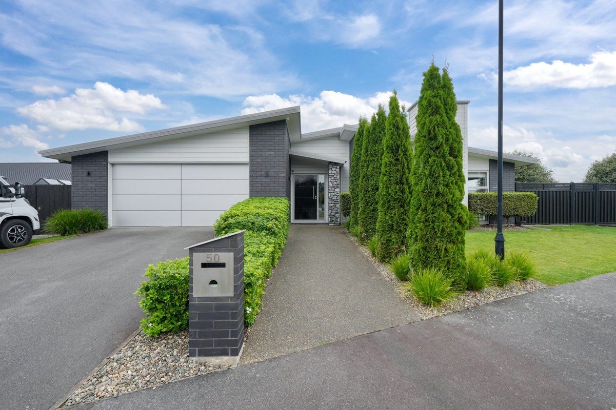 50 Northside Drive, Waikiwi, Invercargill - Carousel 2