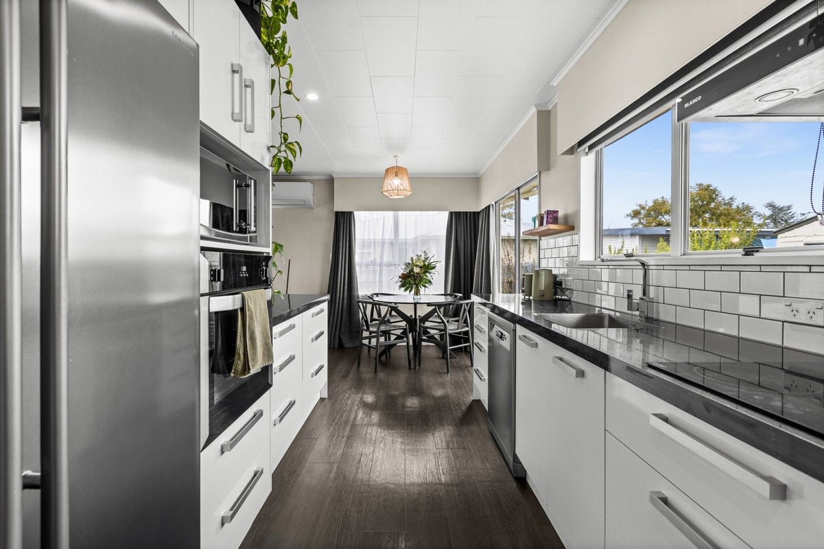 23 Plunket Street, Tamatea, Napier - Carousel 2