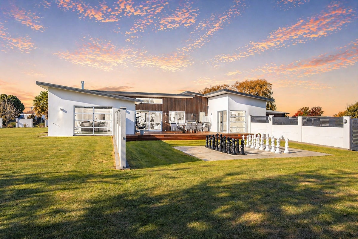 25A Greenhaven Drive, Burwood, Christchurch - Carousel 2