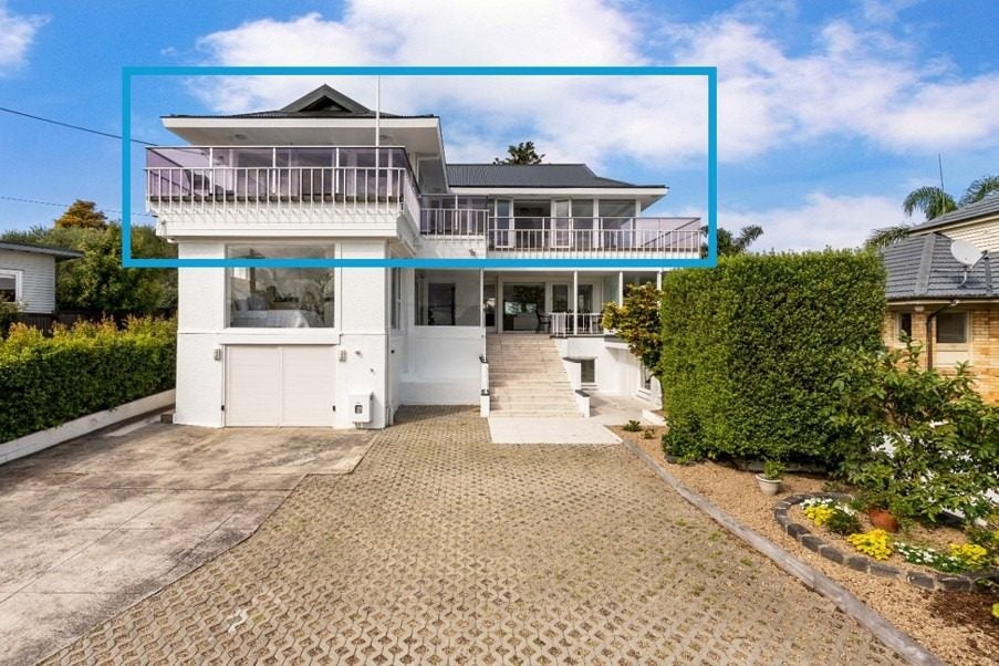 81A Stanley Point Road, Stanley Point, Auckland - Carousel 23