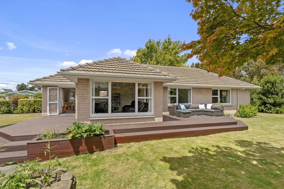 360 Harewood Road, BISHOPDALE, CHRISTCHURCH - Carousel 1
