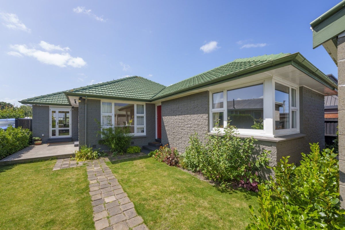 14 Coniston Avenue, Ilam, Christchurch - Carousel 17