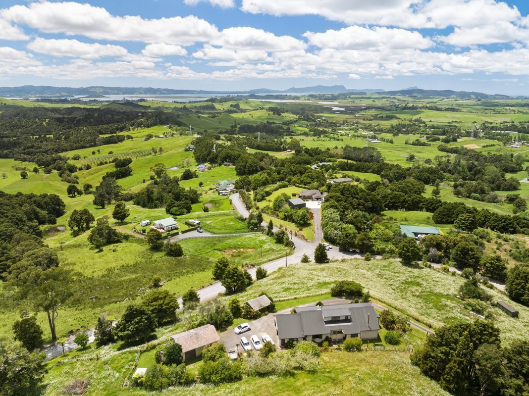 598 Ormandy Road, Mangapai, Whangarei - Carousel 1