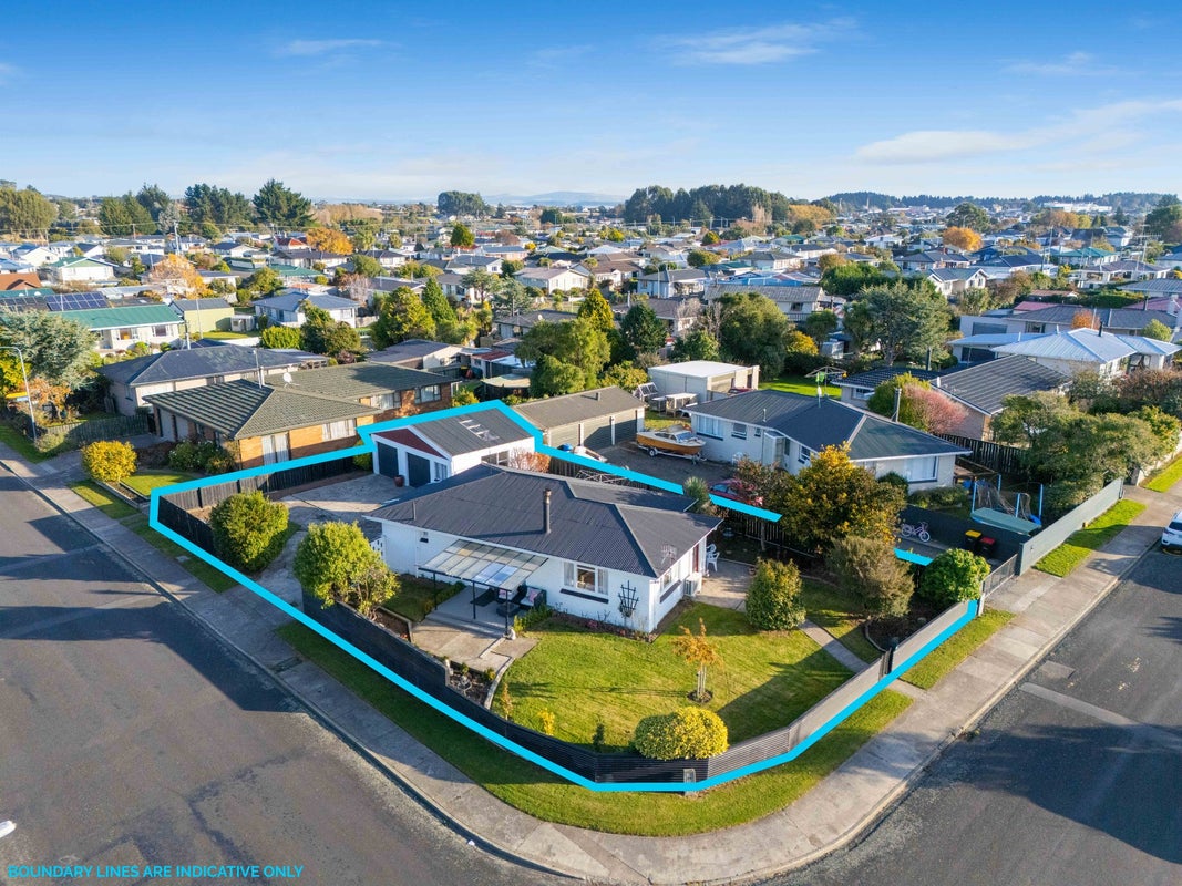 69 Christina Street, Strathern, Invercargill - Carousel 1