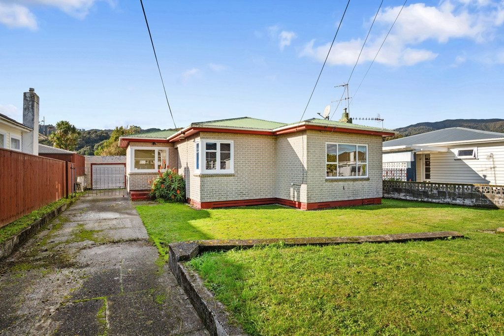 59 Bledisloe Crescent, Wainuiomata, Lower Hutt - Carousel 17