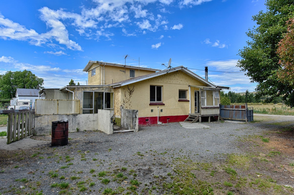 27 Burton Road, Mataura, Gore - Carousel 2