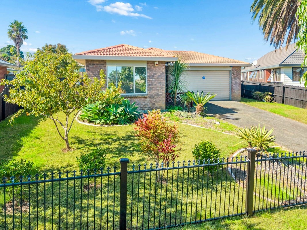 9 Wai Iti Place, Clendon Park, Auckland - Carousel 2
