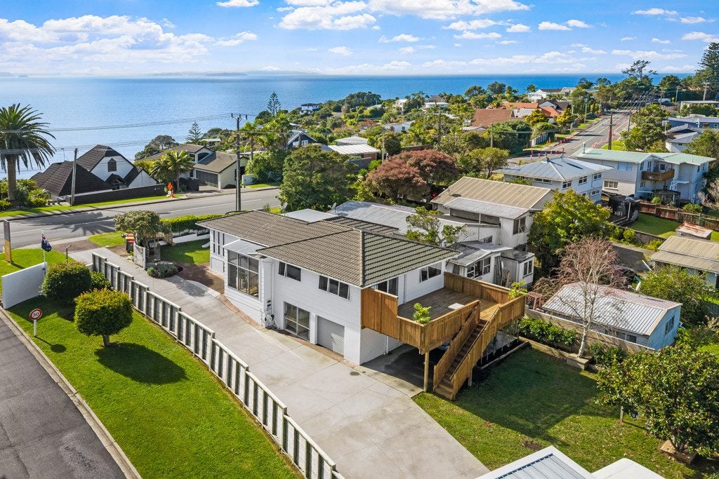 45 Vipond Road, Stanmore Bay, Whangaparaoa - Carousel 1