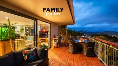 24 Mossburn Grove, Kelson, Lower Hutt - Carousel 1
