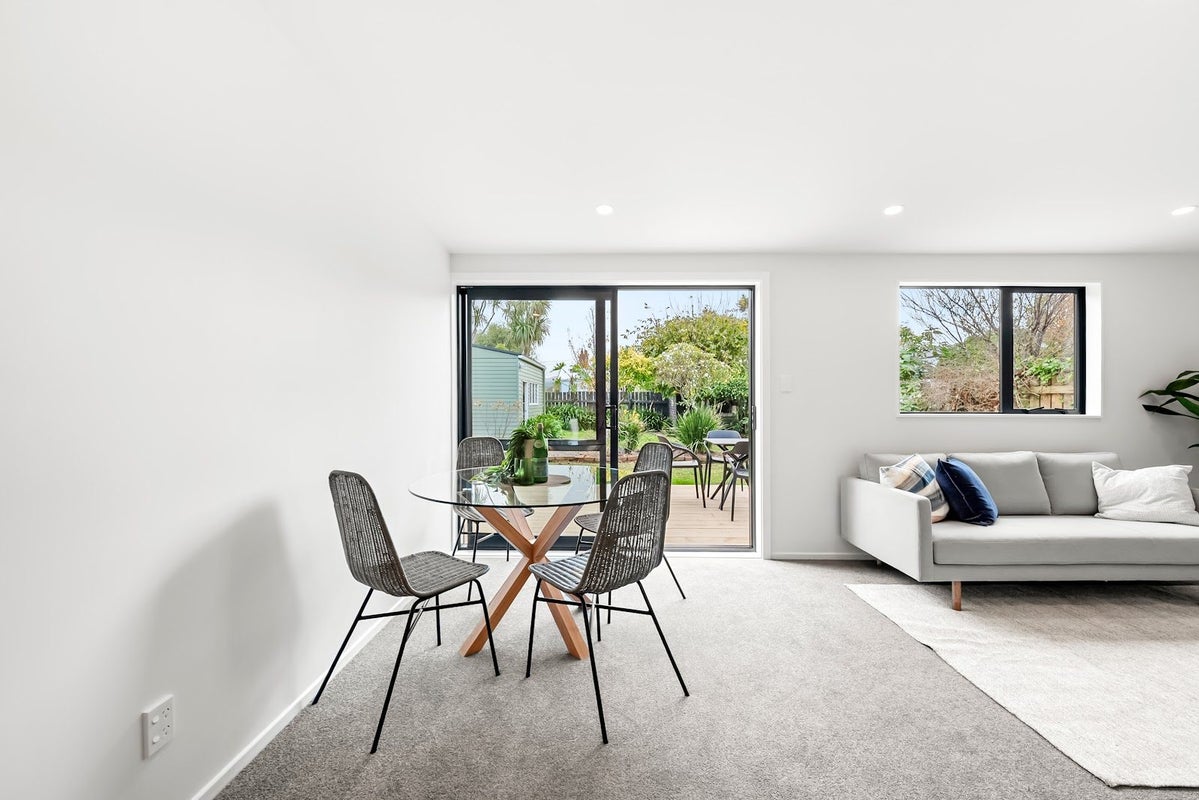 3 Heath Grove, Waiwhetu, Lower Hutt - Carousel 24