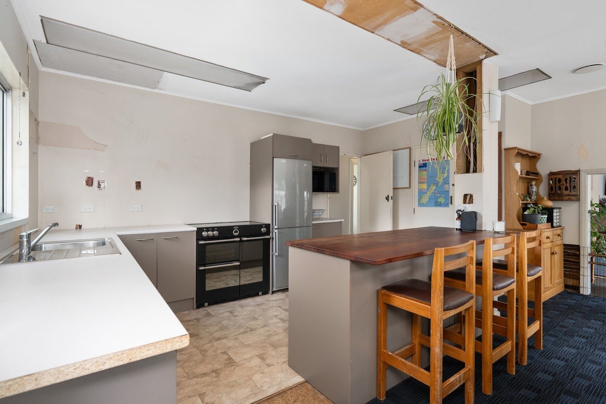 8 KING ST, doyleston, Doyleston - Carousel 2