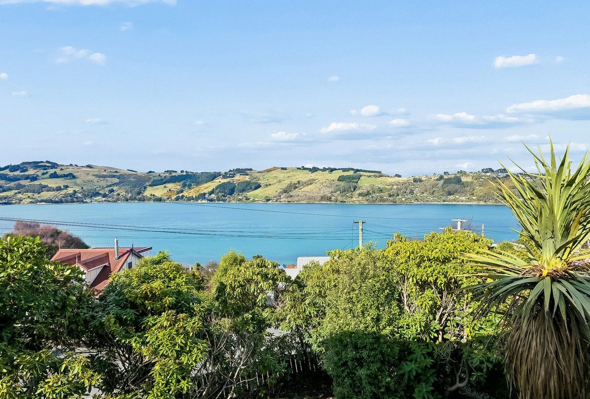 17 Junction Road, Ravensbourne, Dunedin - Carousel 2