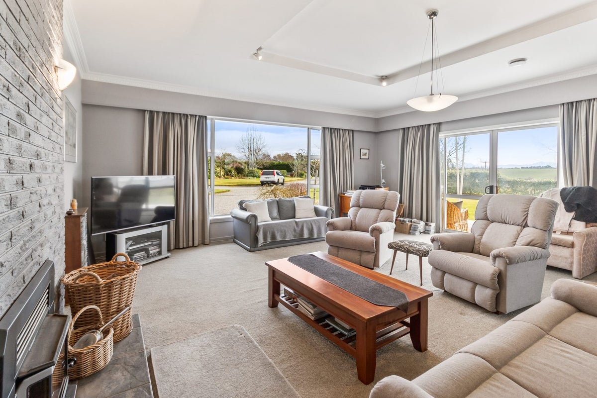 91 Fairview Road, Fairview, Timaru - Carousel 2