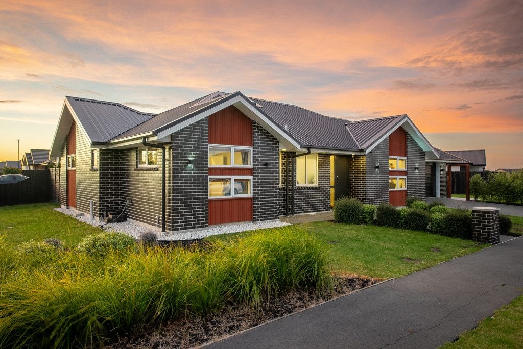 6 Larissa Road, Halswell, Christchurch - Carousel 18