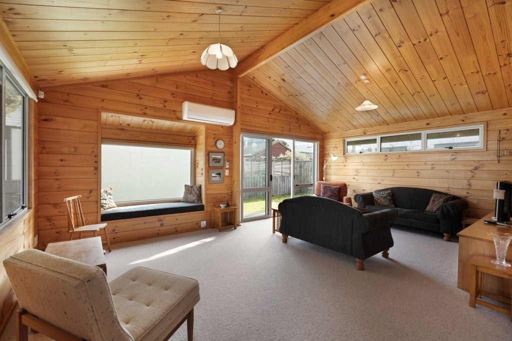 5 Gore Street, Seatoun, Wellington - Carousel 2