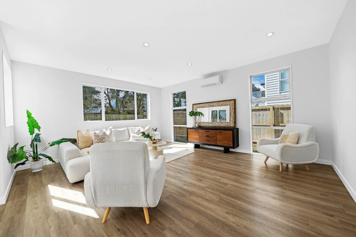 7B Ward Crescent, Te Atatu Peninsula, Auckland - Carousel 2
