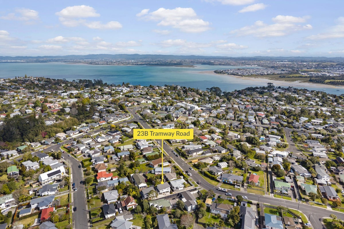 23B Tramway Road, Beach Haven, Auckland - Carousel 17
