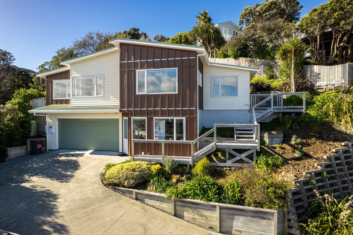 7 Kastos Way, Strathmore Park, Wellington - Carousel 1