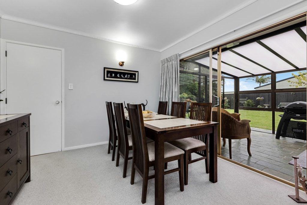 57 Pigeon Mountain Road, Half Moon Bay, Auckland - Carousel 2