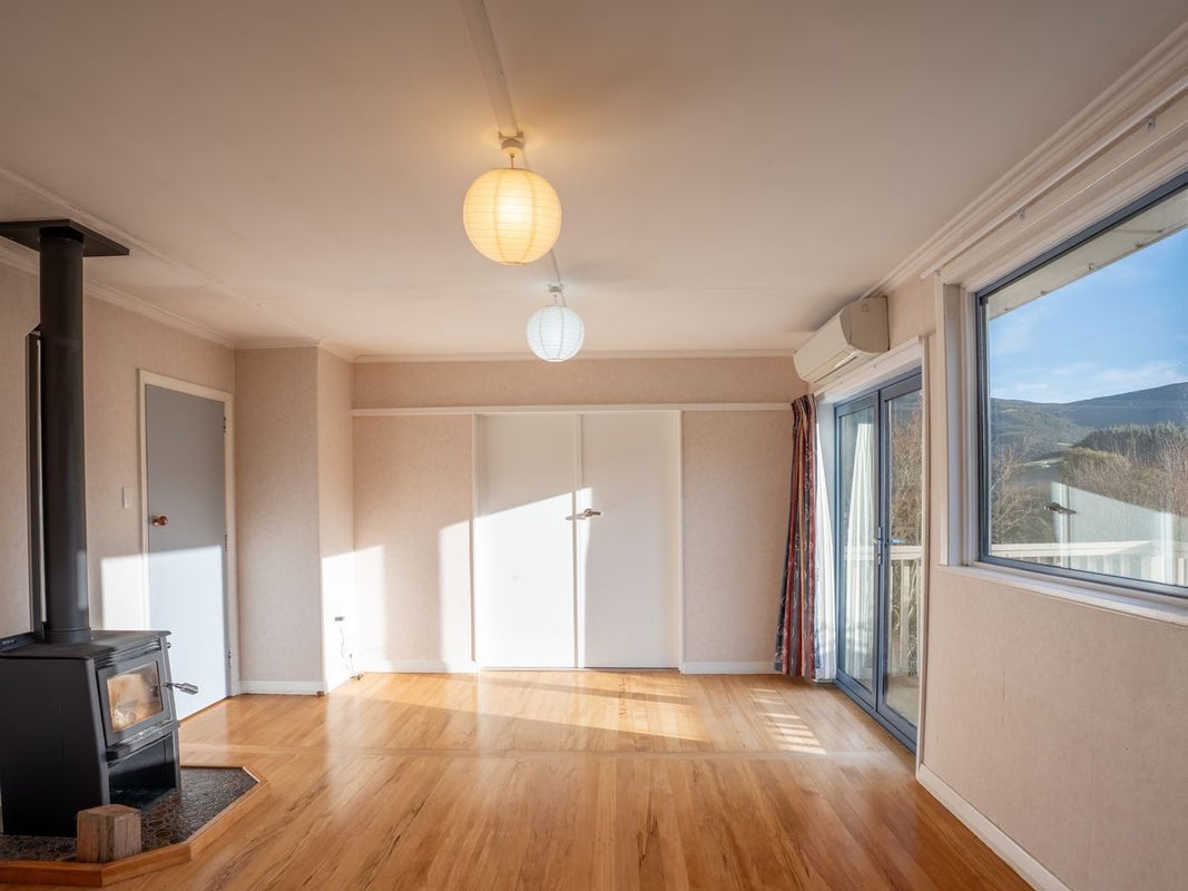 27 Hillary Street, Liberton, Dunedin - Carousel 2