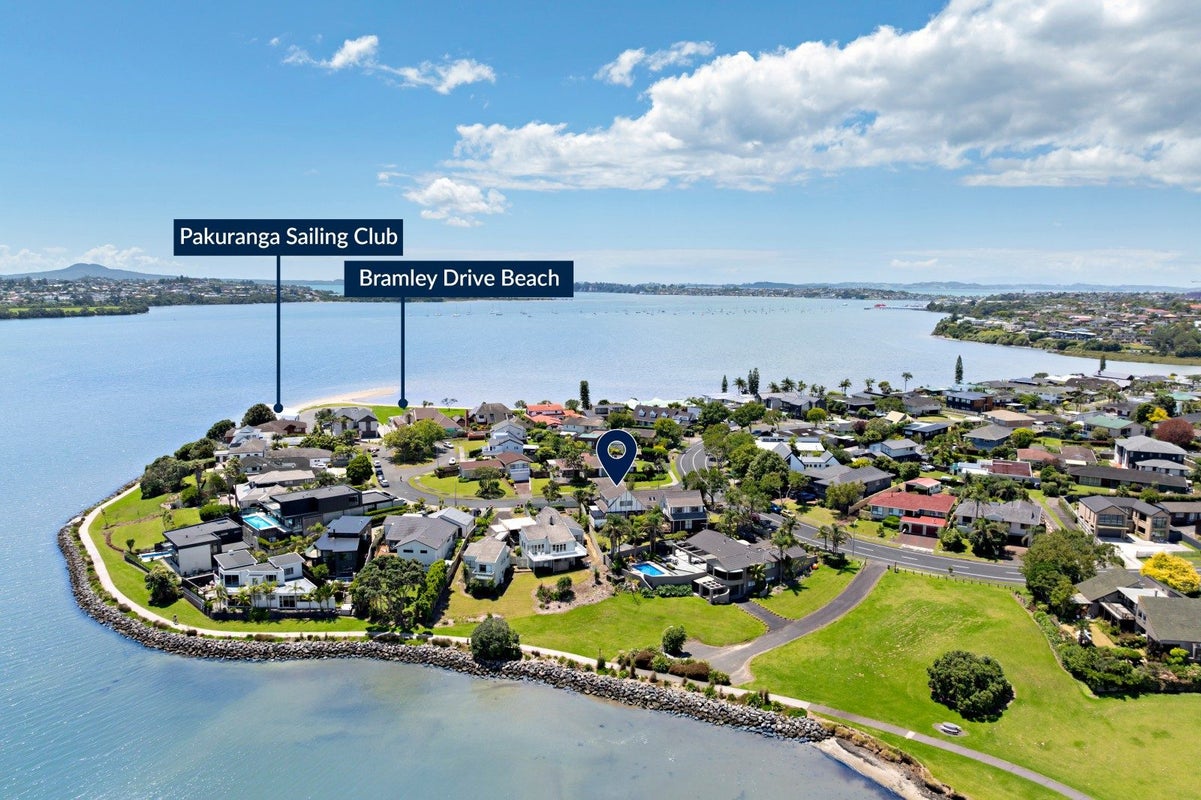 2/22 Bramley Drive, Farm Cove, Auckland - Carousel 20