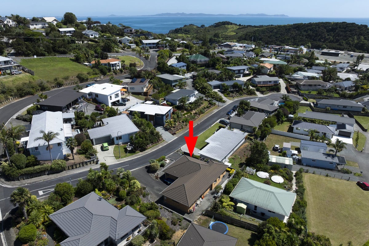 4 Protea Drive, Cable Bay, Cable Bay - Carousel 1