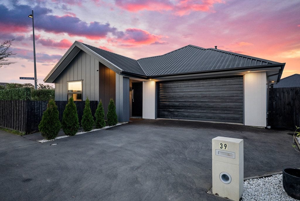 99 Sir John Mckenzie Avenue, YALDHURST, CHRISTCHURCH - Carousel 1