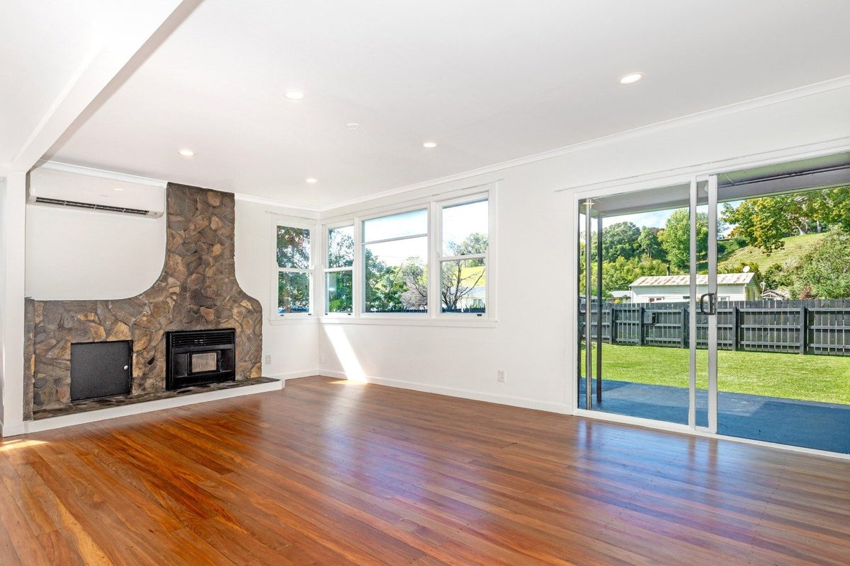 57 Endcliffe Road, Kaiti, Gisborne - Carousel 2