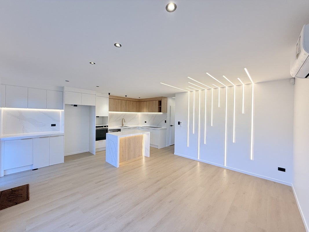 2/69 Walworth Avenue, Pakuranga Heights, Auckland - Carousel 1