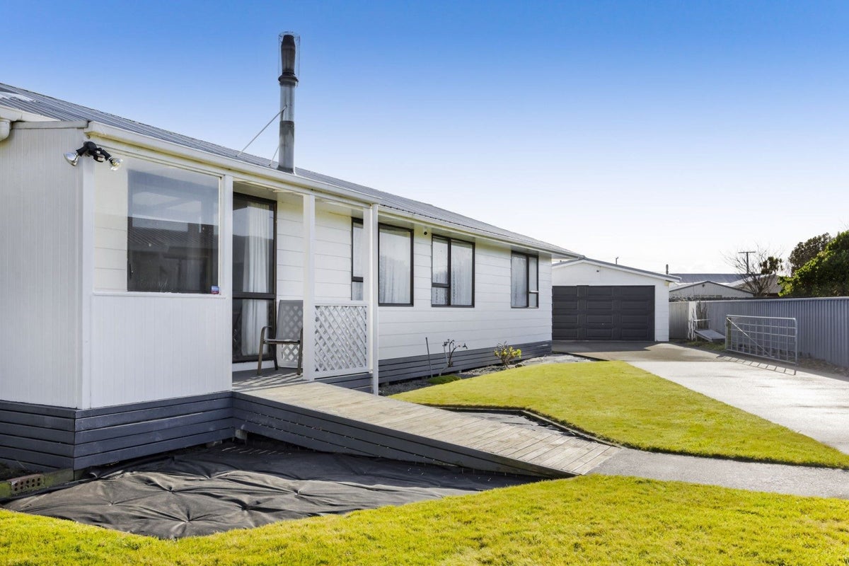 77 Patu-Kukupa Street, Manaia, Manaia - Carousel 2