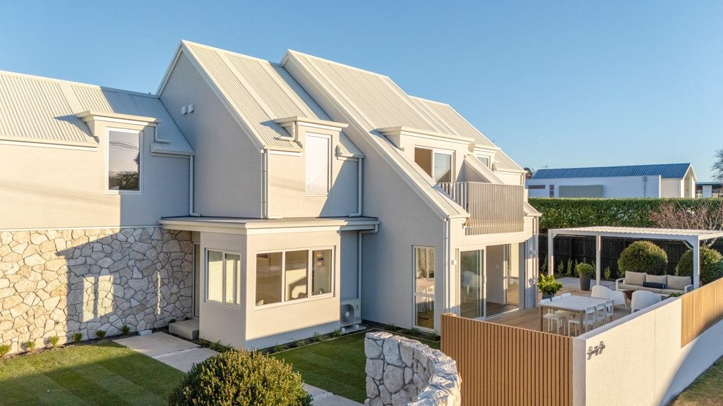76 Wai-Iti Terrace, Bryndwr, Christchurch - Carousel 1