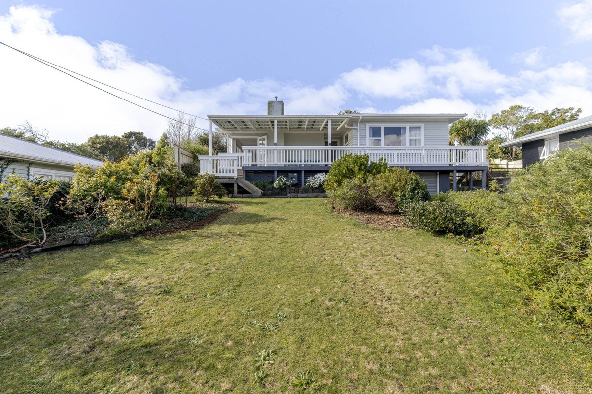 48 Essex Street, Vogeltown, New Plymouth - Carousel 1