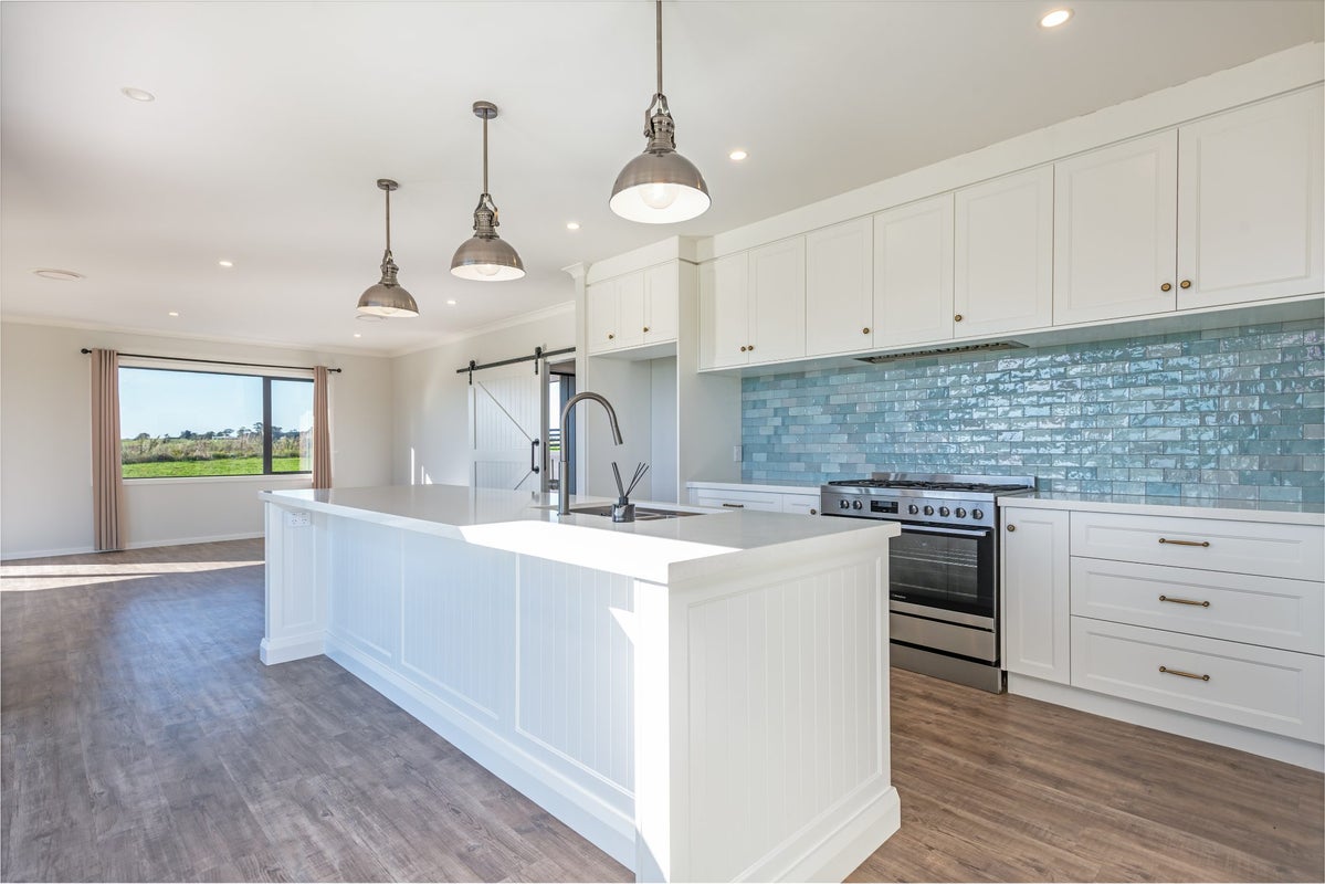 46 Fry Road, Halcombe, Halcombe - Carousel 2