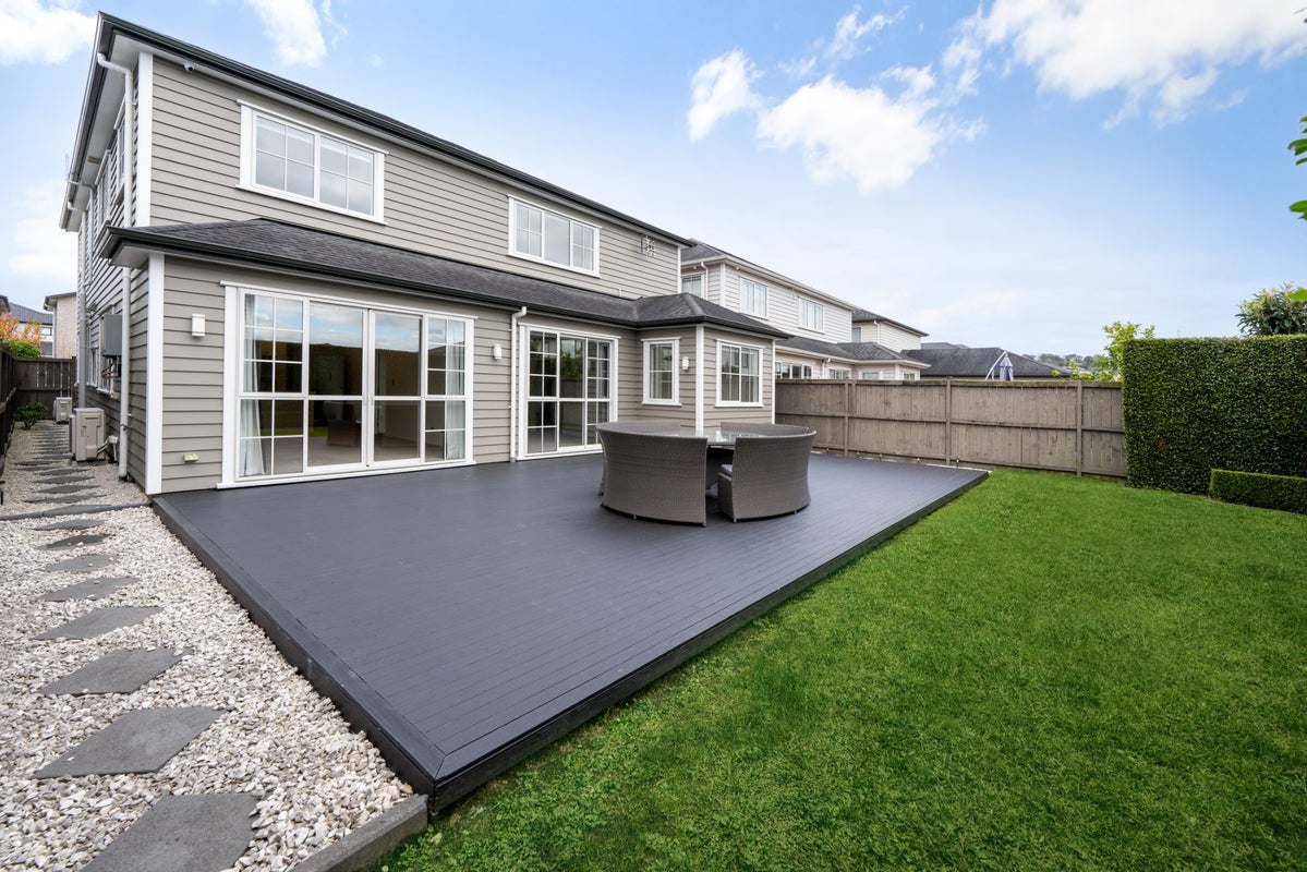 35 Charlestown Drive, Flat Bush, Auckland - Carousel 2