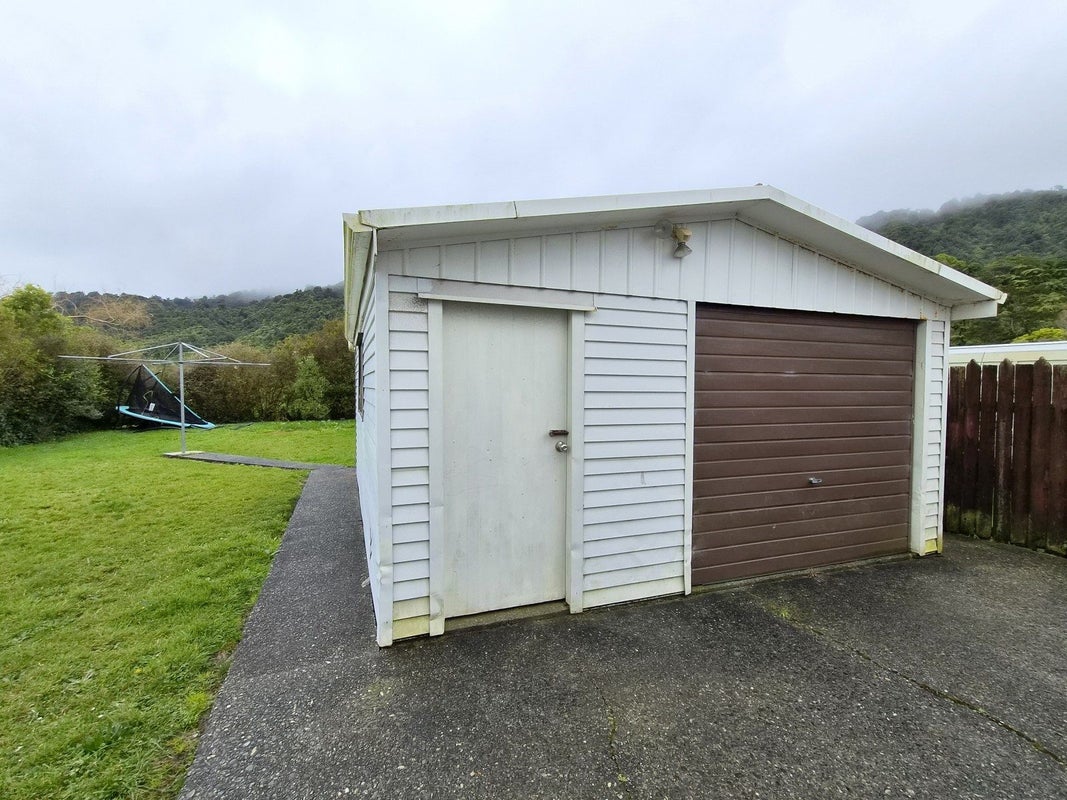 9 Wickes Street, Cobden, Greymouth - Carousel 9