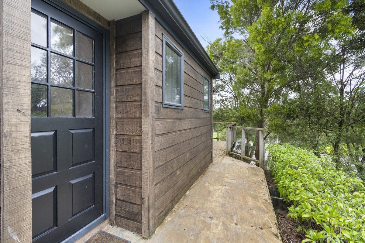 20 Springdale Grove, Fitzherbert, Palmerston North - Carousel 32