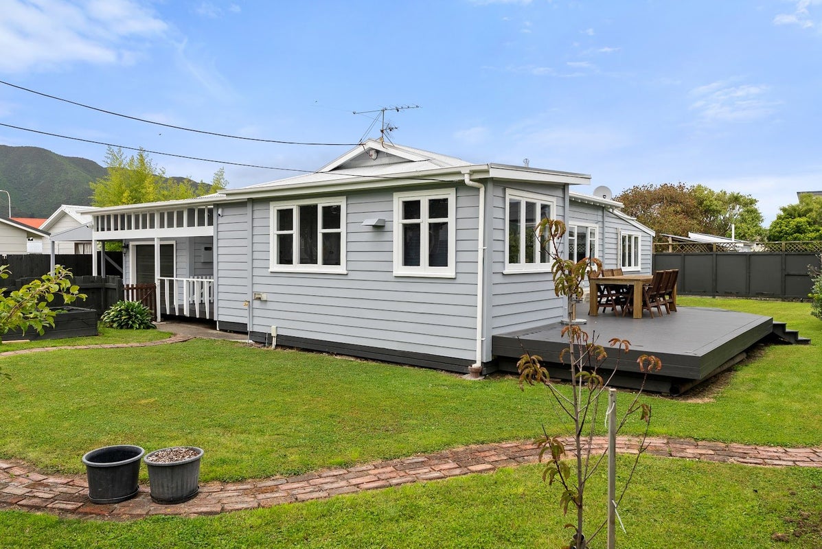 5 Mason Street, Moera, Lower Hutt - Carousel 1