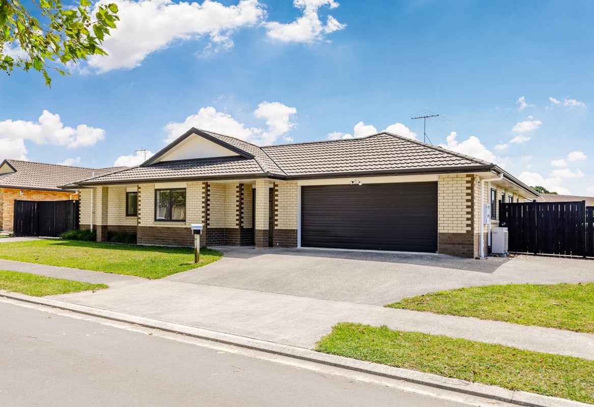 33 Belcoo Crescent, East Tamaki, Auckland - Carousel 2