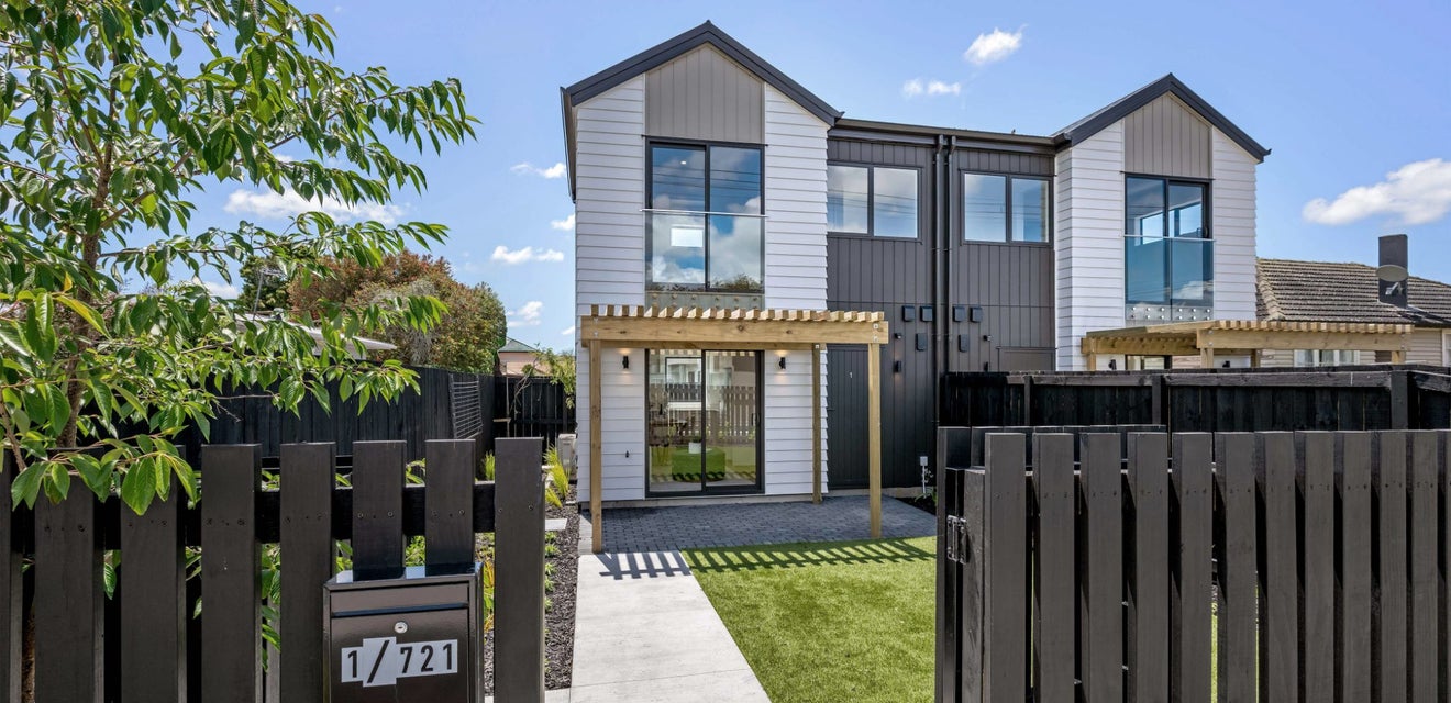 1/721 Te Atatu Road, Te Atatu Peninsula, Auckland - Carousel 2