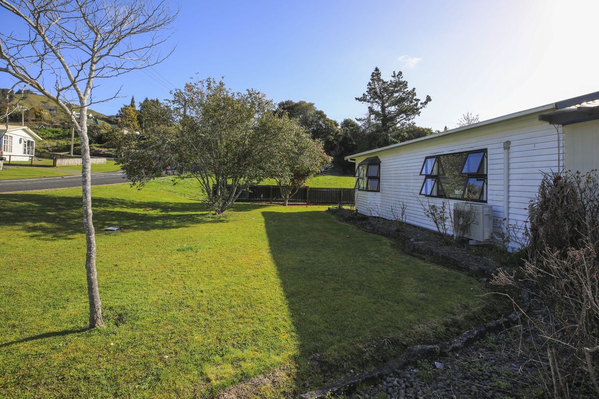5 Lawlor Street, Te Kuiti - Carousel 2